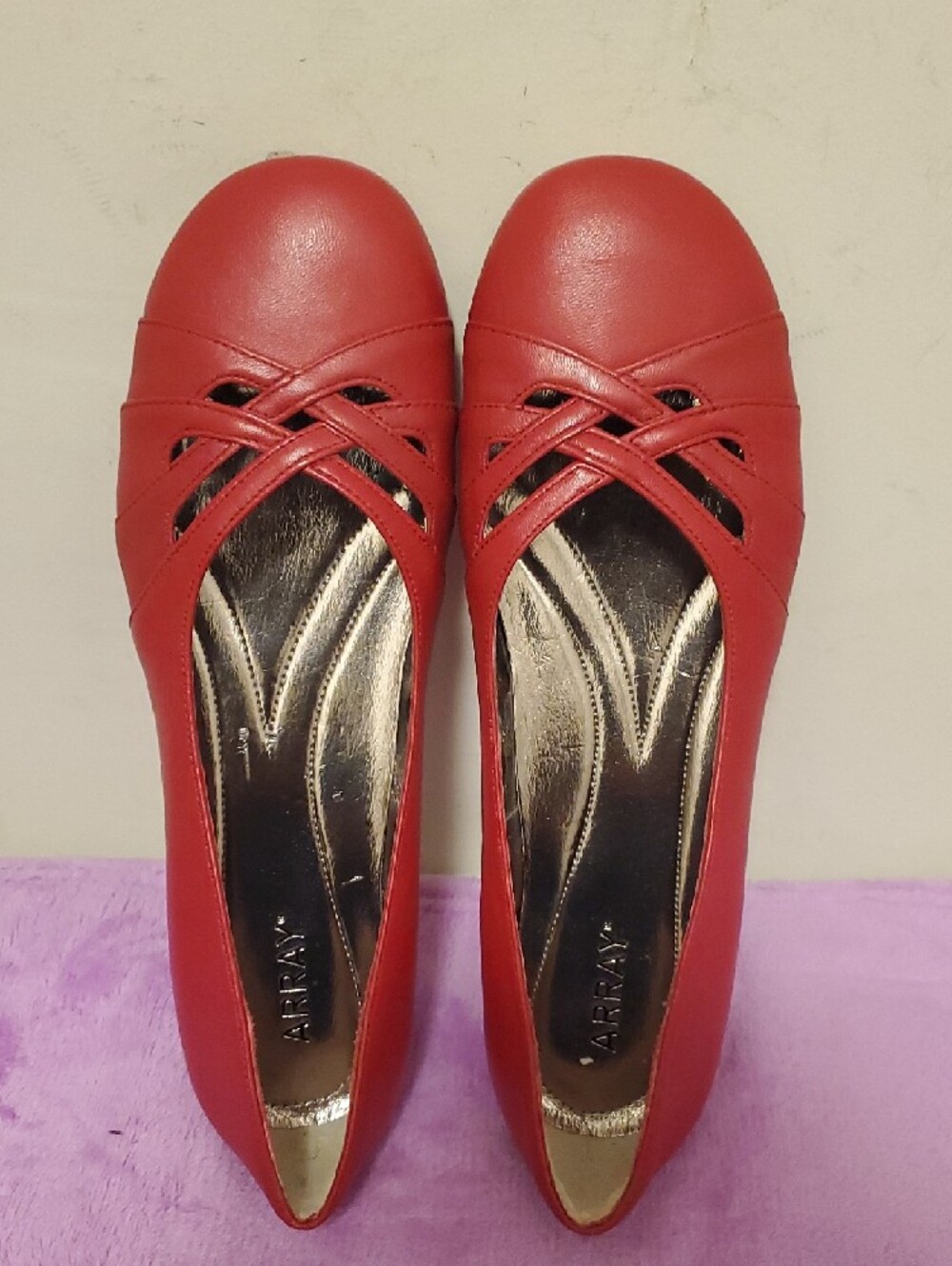 Array Red Women's Crisscross Ballet Flats - Picture 2 of 7